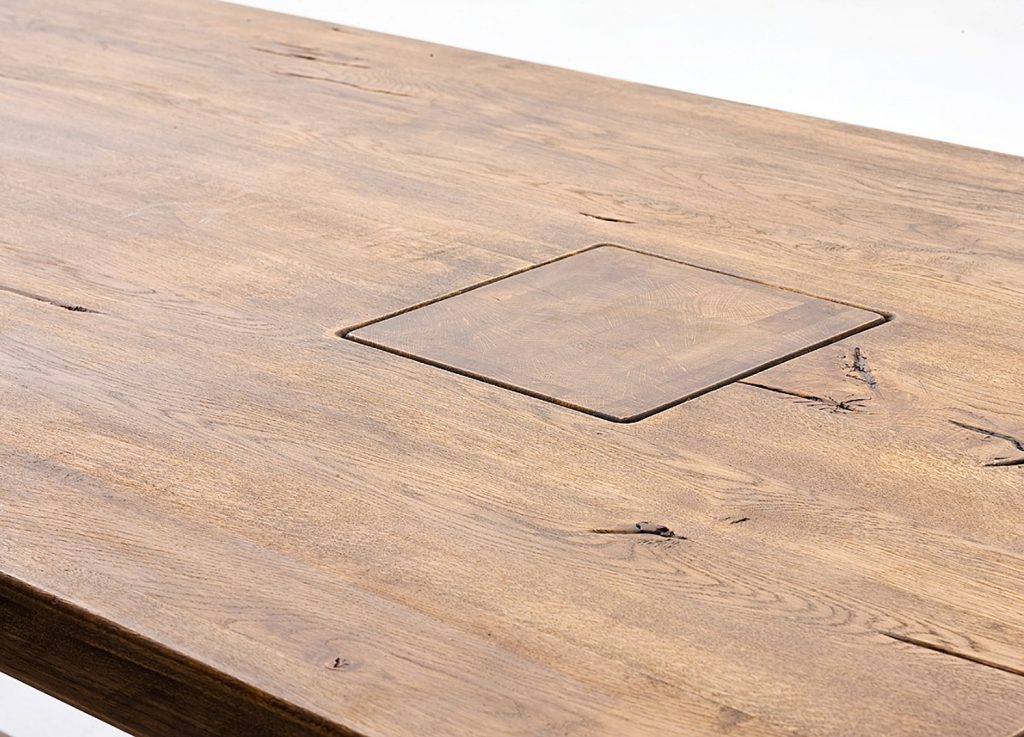 Tablecontemporaineenboismassifcm
