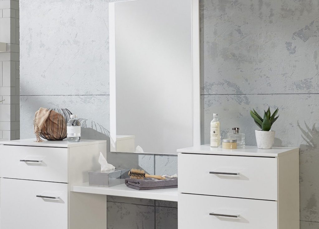 Coiffeuse de chambre moderne blanche intense
