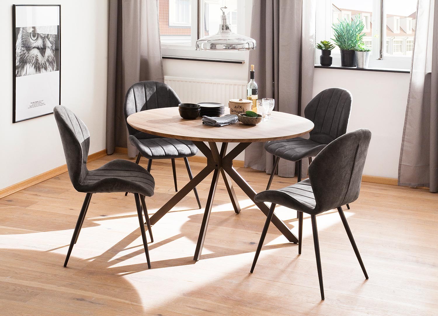 Table de repas ronde design couleur chêne sauvage