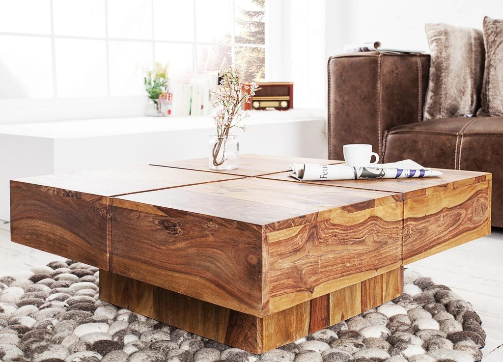 Table basse carrée en bois