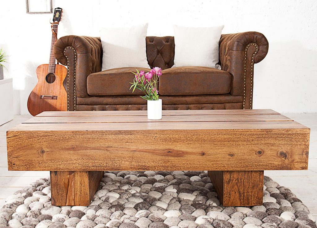 Table basse rectangulaire en bois