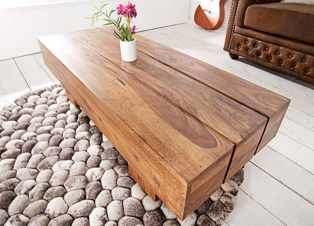 Table basse rectangulaire en bois