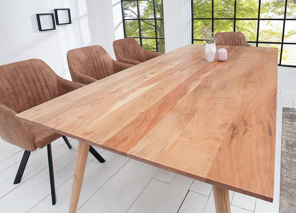 Table à manger scandinave en bois