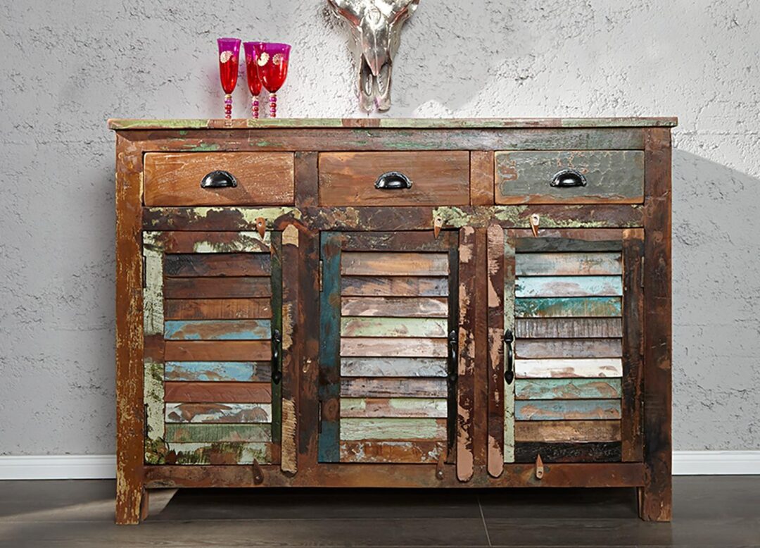 meuble buffet en bois recyclé coloré