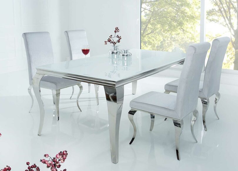Table de repas en verre blanc baroque
