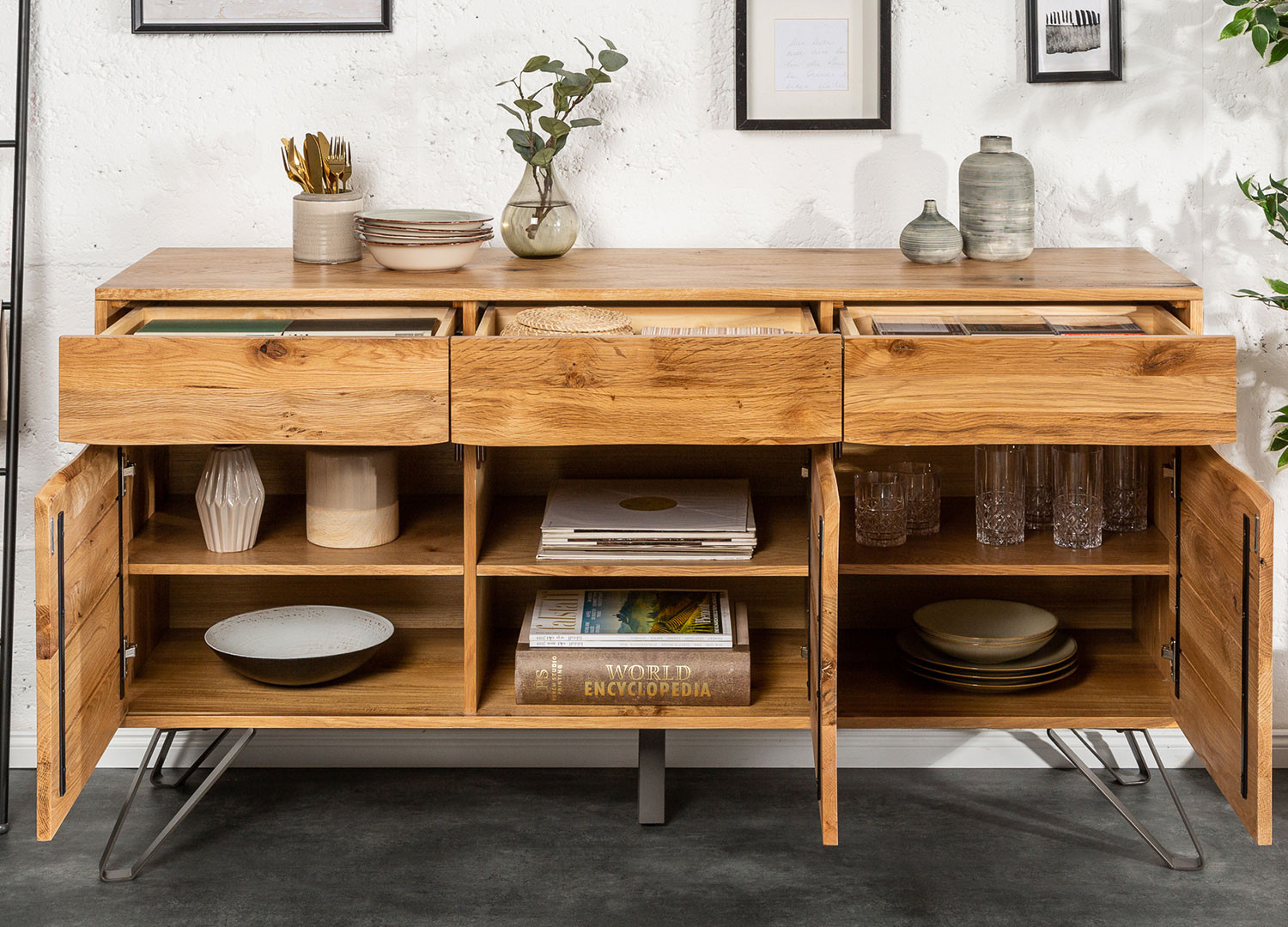 Meuble buffet 160 cm en bois plaqué chêne style industriel