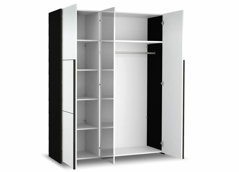 vue intérieur de larmoire dressing et lingère