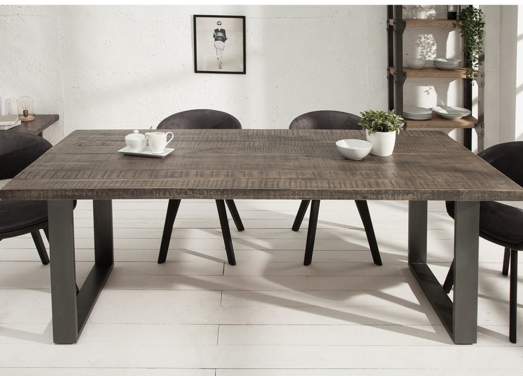 Table repas bois massif naturel pieds pétal