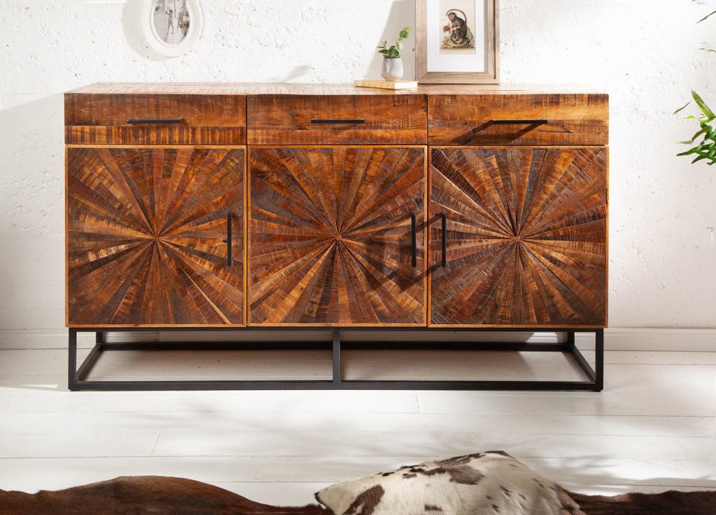 Meuble buffet bois massif avec motifs