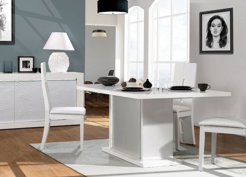 Table de repas blanc laqué avec allonge centrale