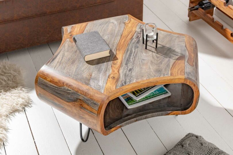 Table de salon en bois massif