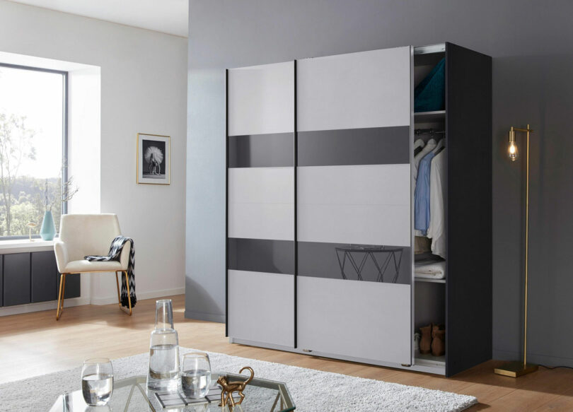 Armoire gris clair  portes dressing
