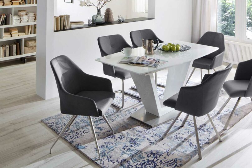 Chaise de séjour anthracite piétement design