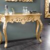 Meuble console pour salon au style baroque