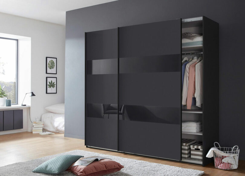 Grande armoire pas cher rangement et penderie