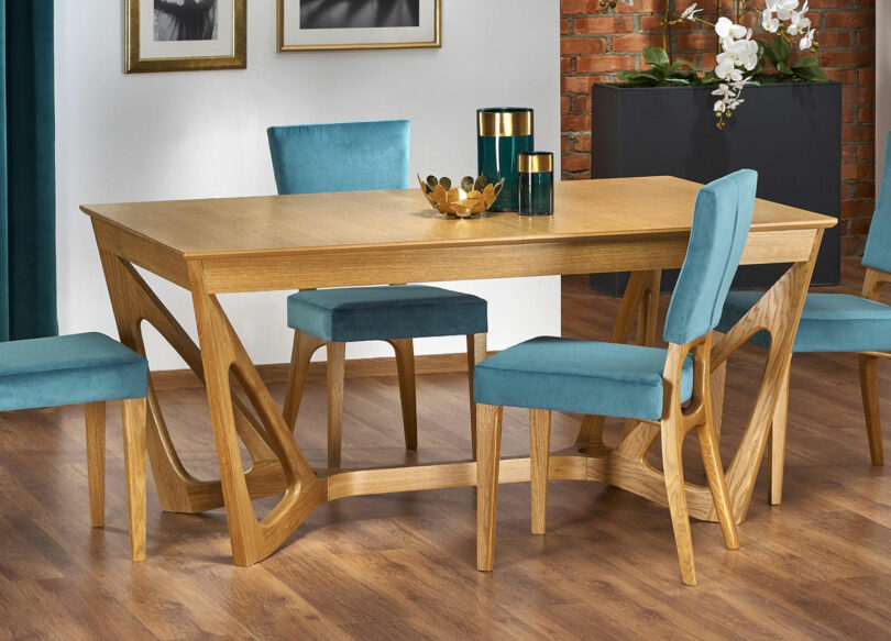 Table de salle à manger en bois chêne miel