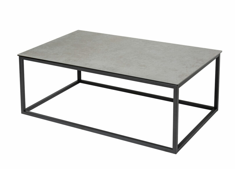 table basse design en céramique
