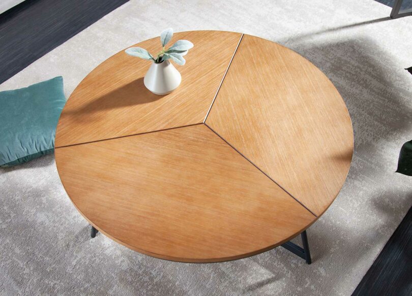 table de salon en bois et métal noir