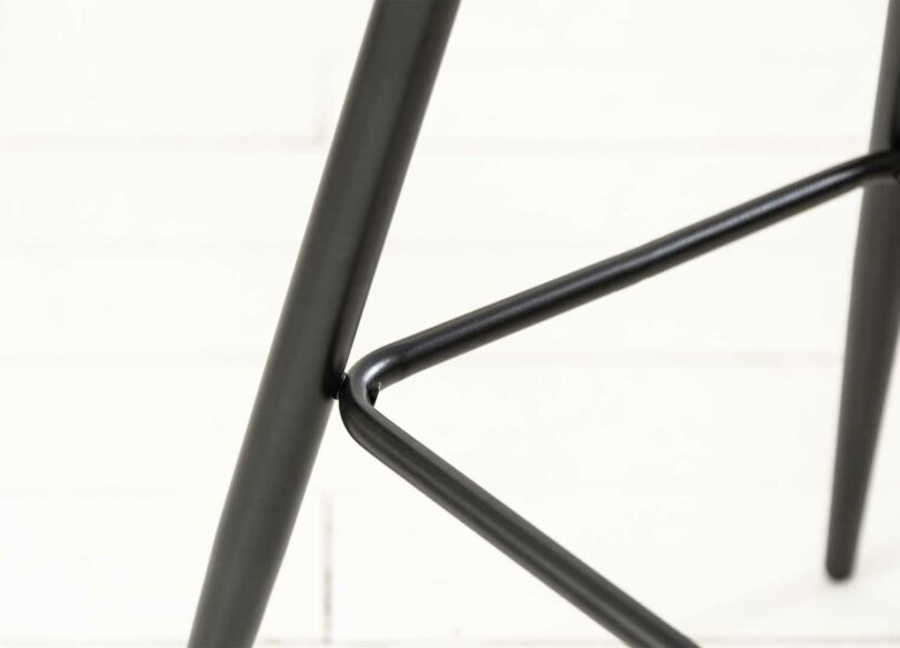 zoom sur la qualité des chaises hautes de bar