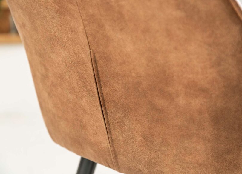 zoom sur la qualité des chaises hautes de bar