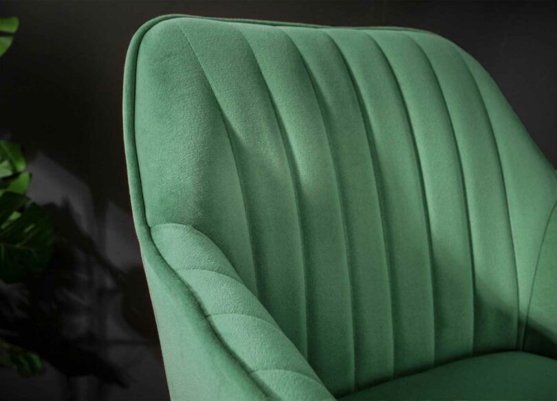 zoom sur les détails de la chaise haute de bar