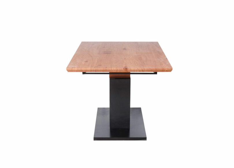 Table de repas vue de profil
