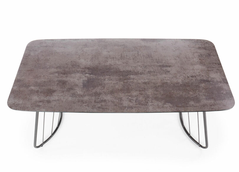 Table à manger design  personnes