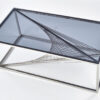 table de salon design en verre bleuté et piétement design chromé