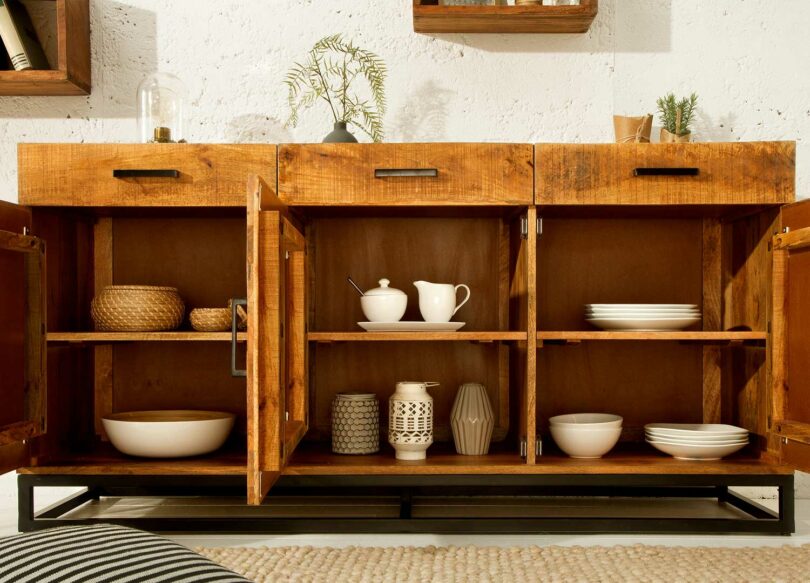 Ouverture des portes du buffet