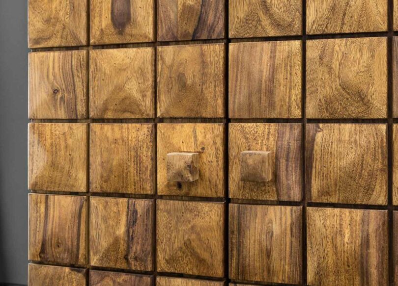 détail des façades effet 3D du bar en bois massif
