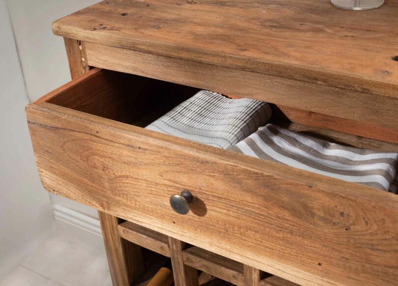 qualité du meuble en bois recylé