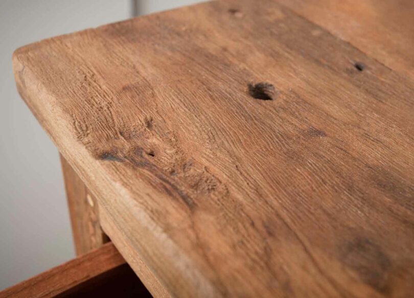 qualité du bar en bois recyclé
