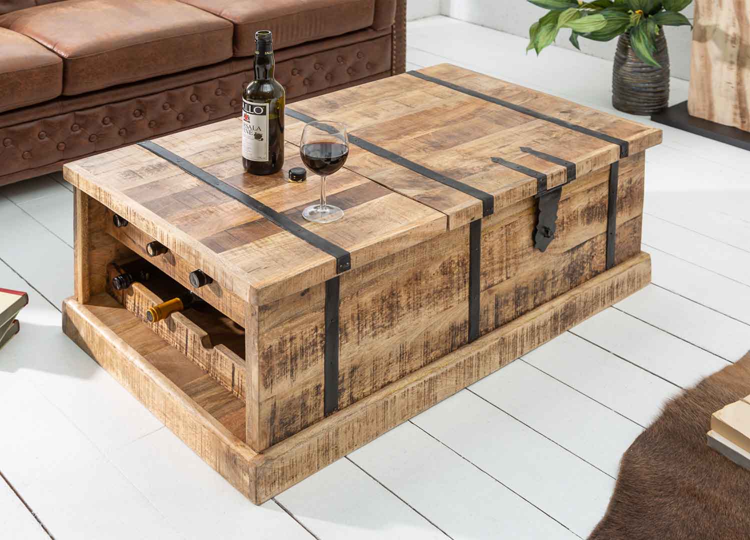 Table de salon avec coffre et rangement à bouteilles en bois de