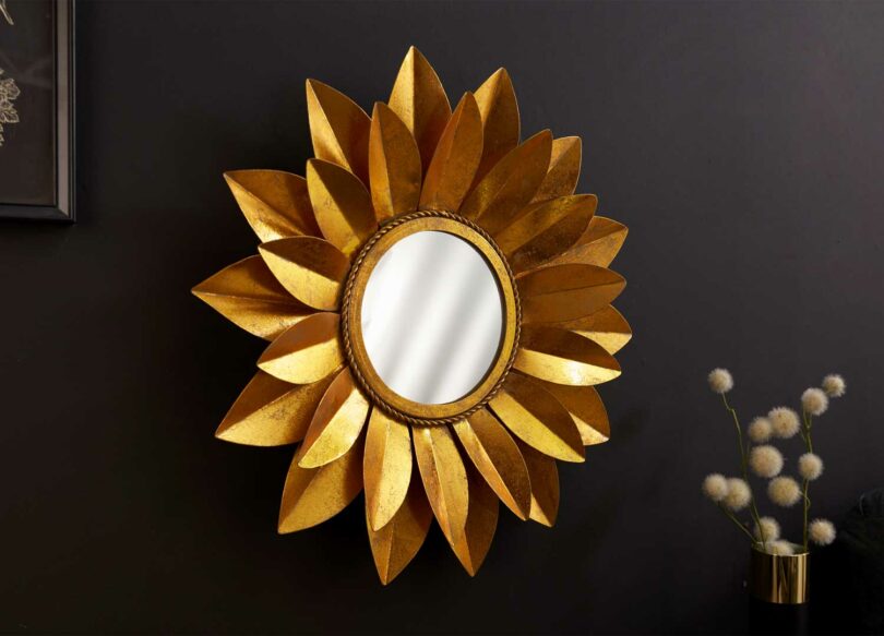 Miroir doré en forme de tournesol