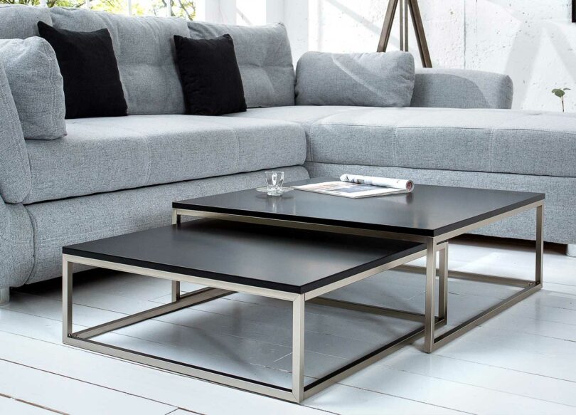 Table basse noir et métal