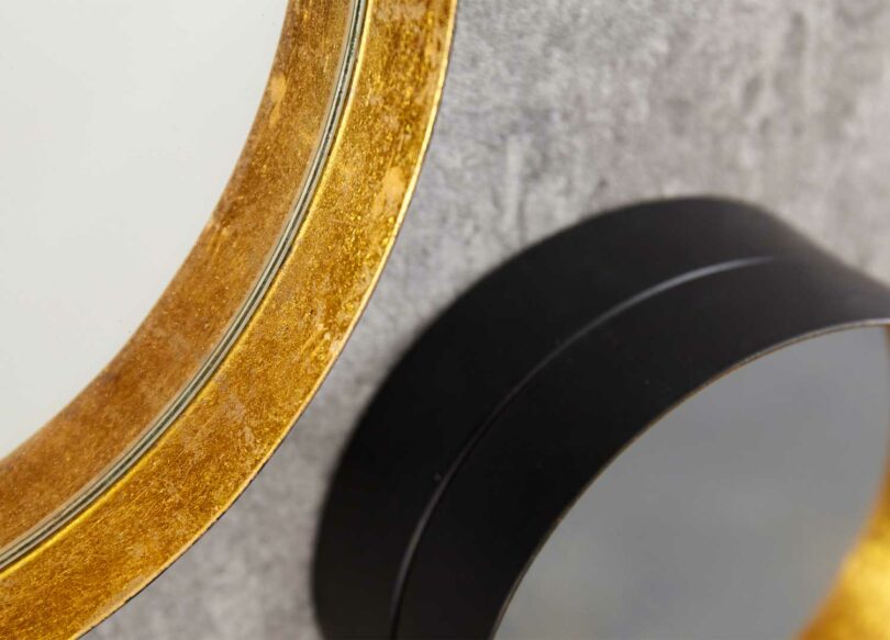 Dorure des miroirs muraux ronds