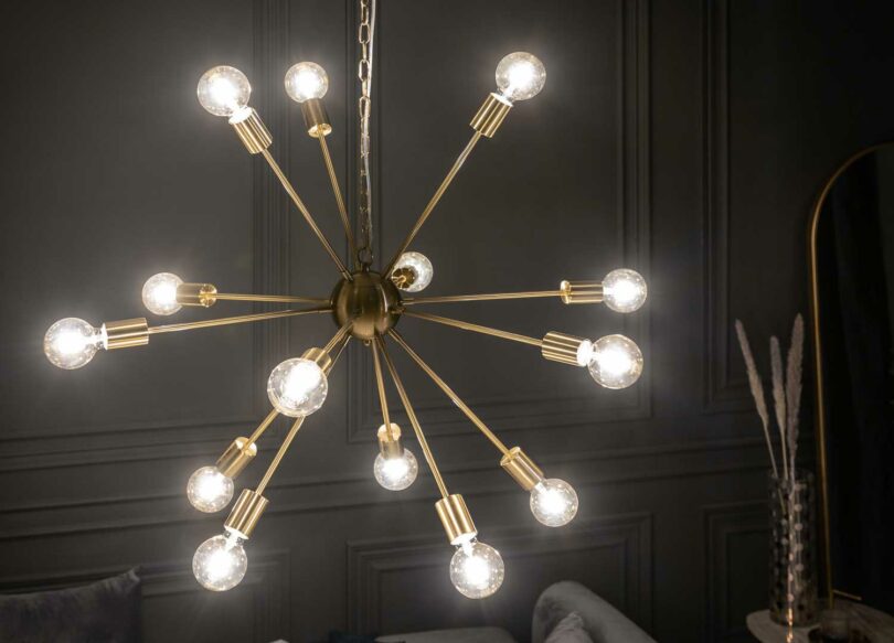 suspension moderne et design doré