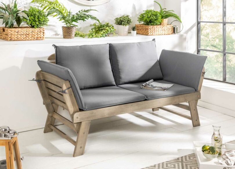 Banc de jardin moderne