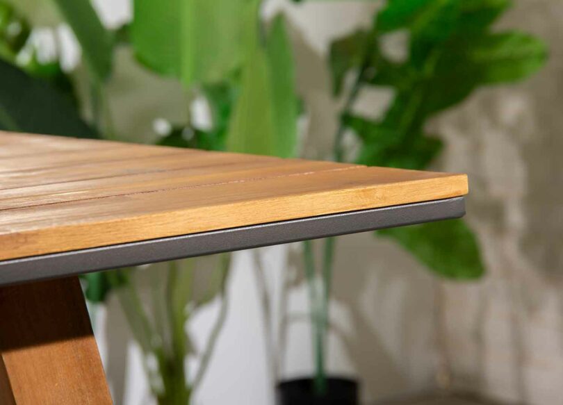 Plateau avec aluminium et bois