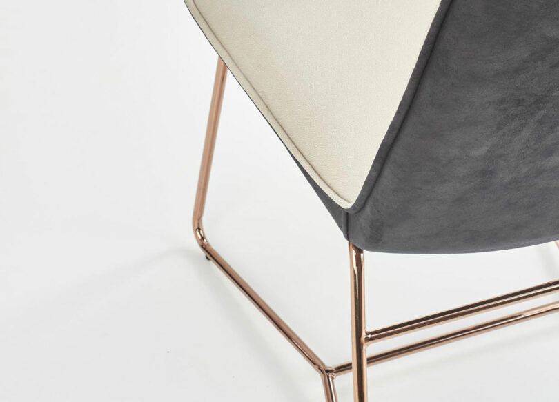 zoom sur la chaise