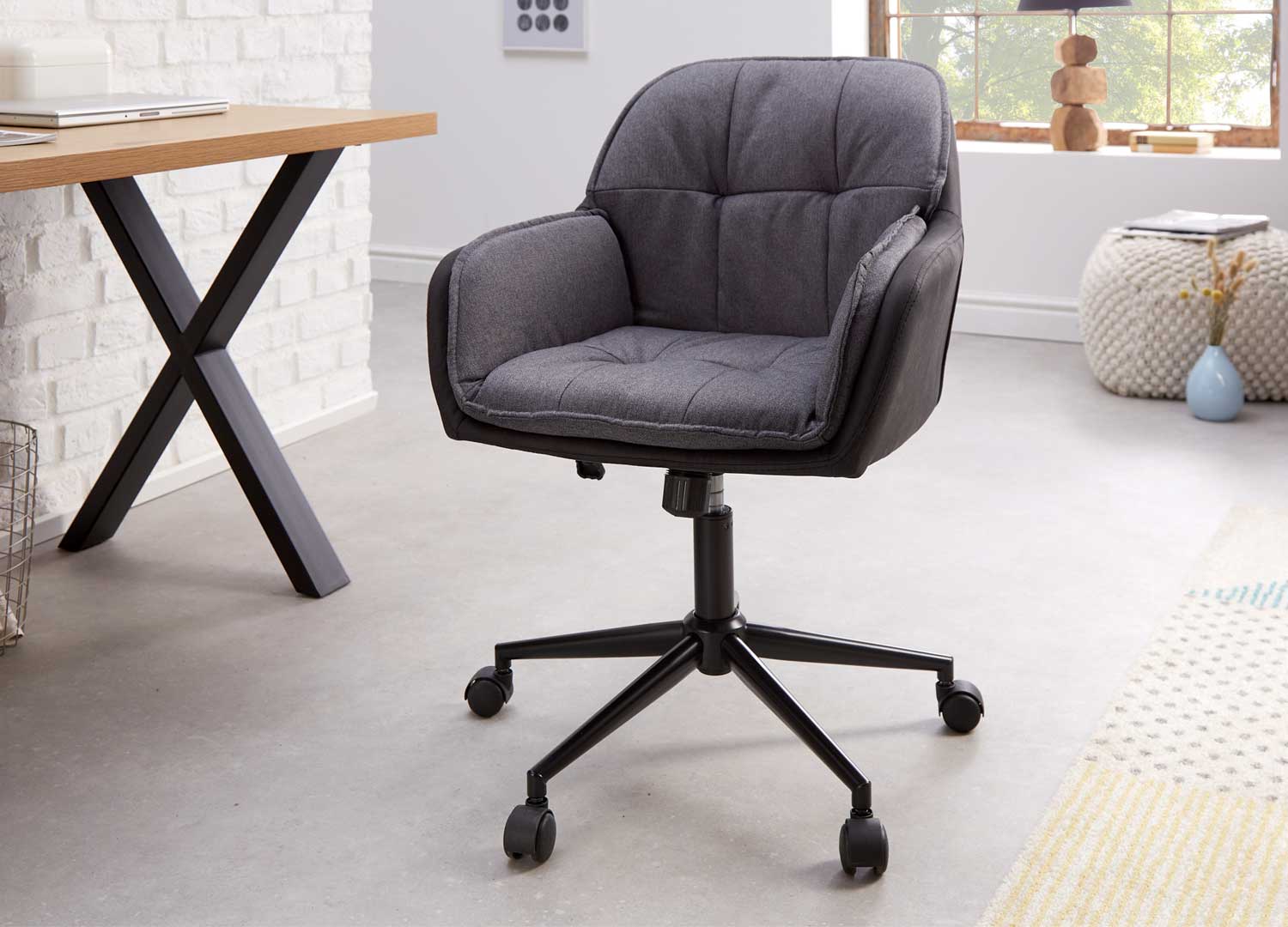 Siège de bureau sur roulette en tissu gris anthracite