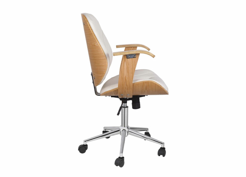 Chaise de bureau de profil