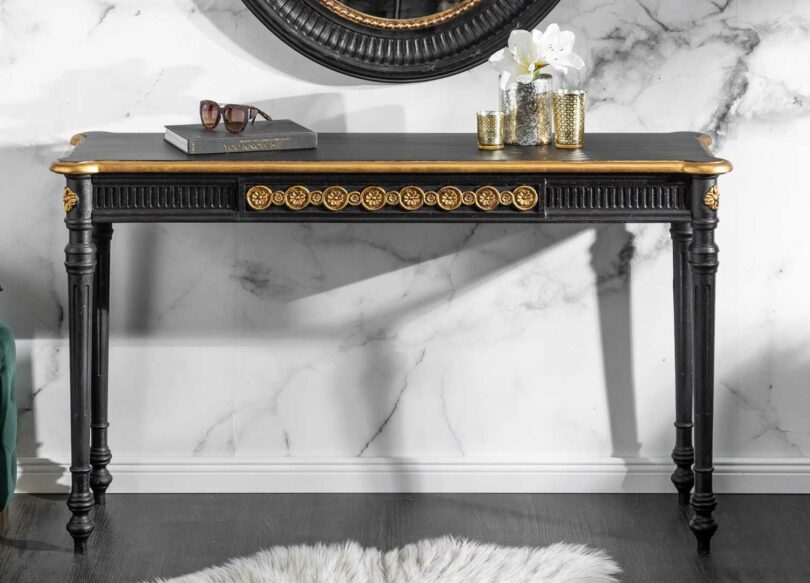 console baroque et antique noir et dorée
