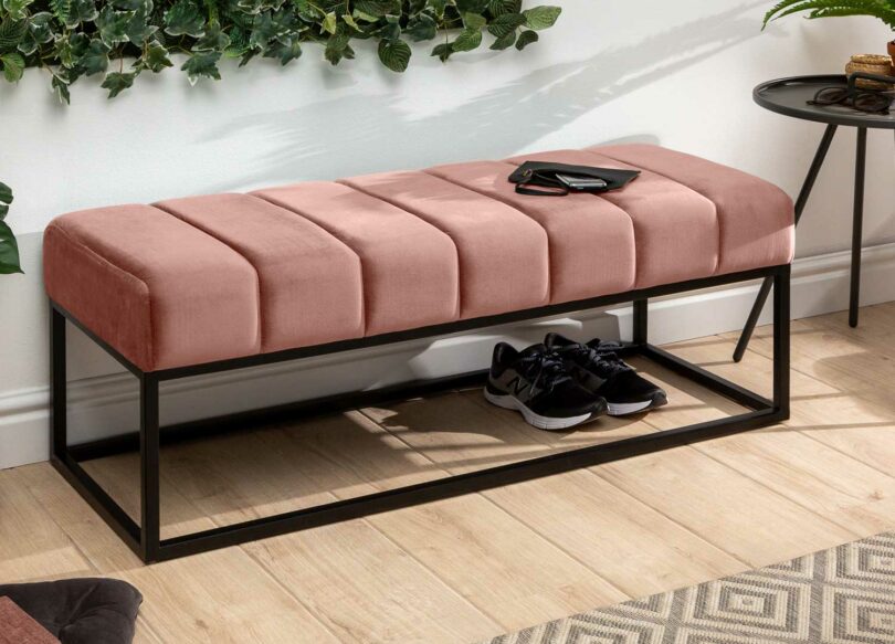 Banc d'entrée moderne en velours