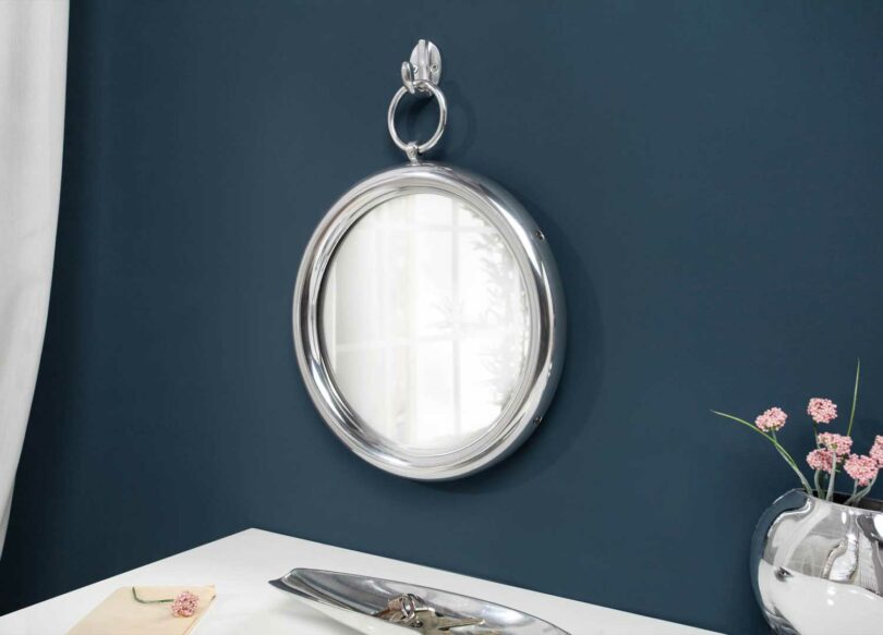 Miroir rond argenté baroque