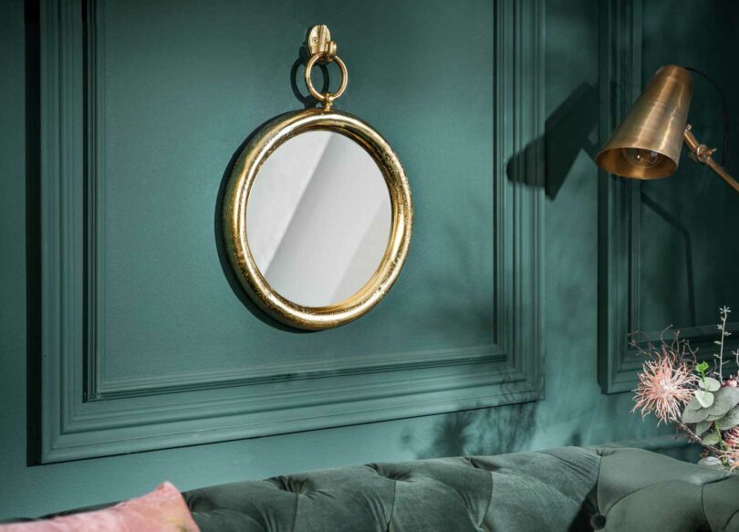 Miroir doré mural baroque