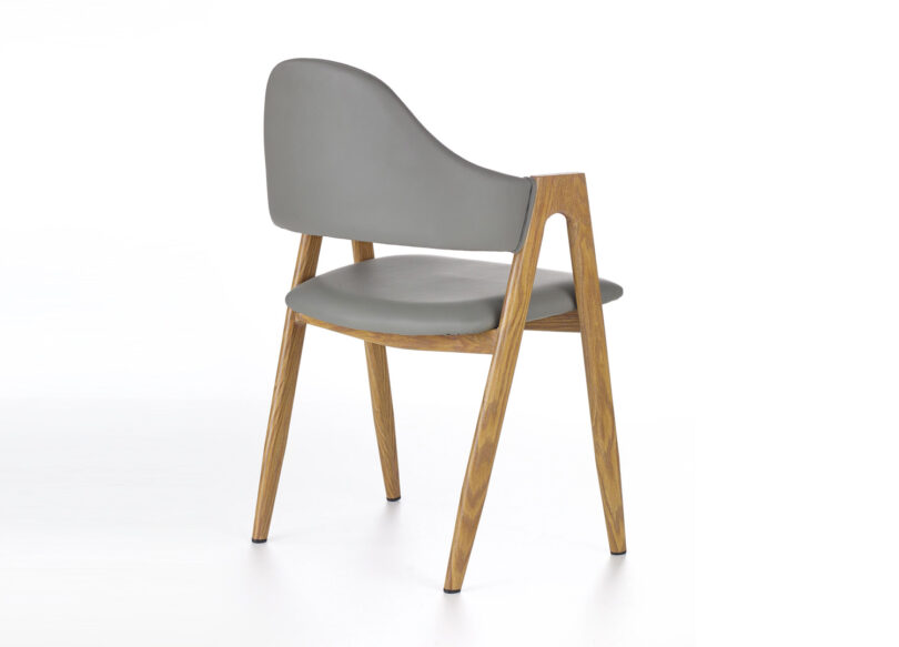 dossier de la chaise en simili cuir