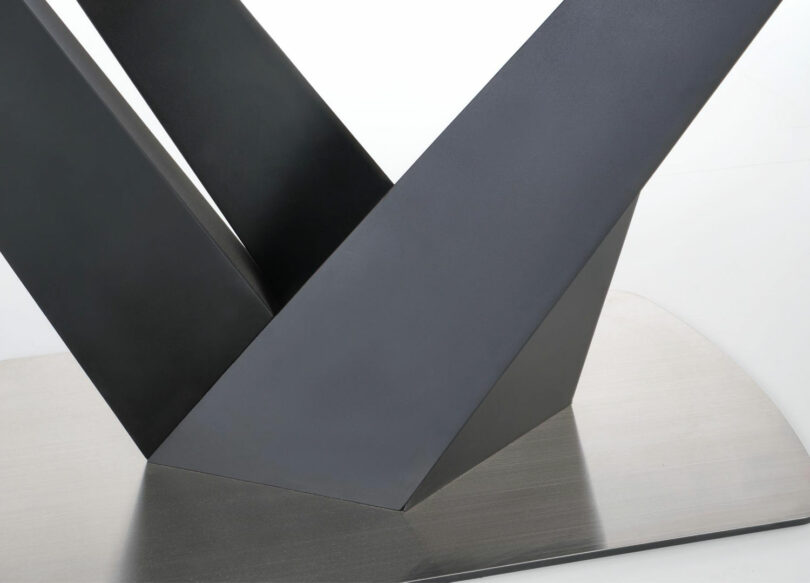 pied design en inox