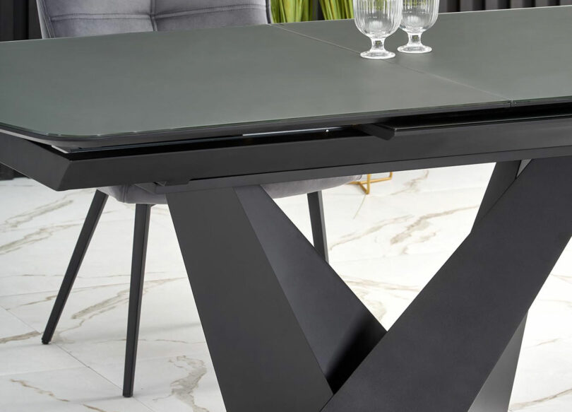 table de salle à manger design en verre