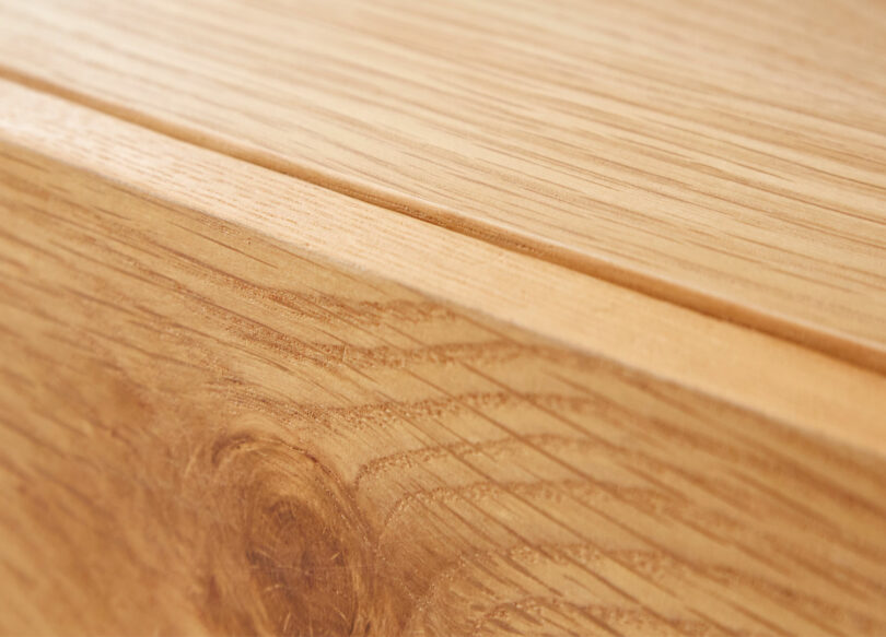 zoom sur le bois de la console